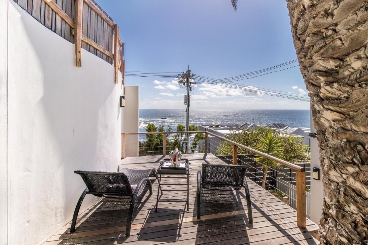 Guest house 51 On Camps Bay