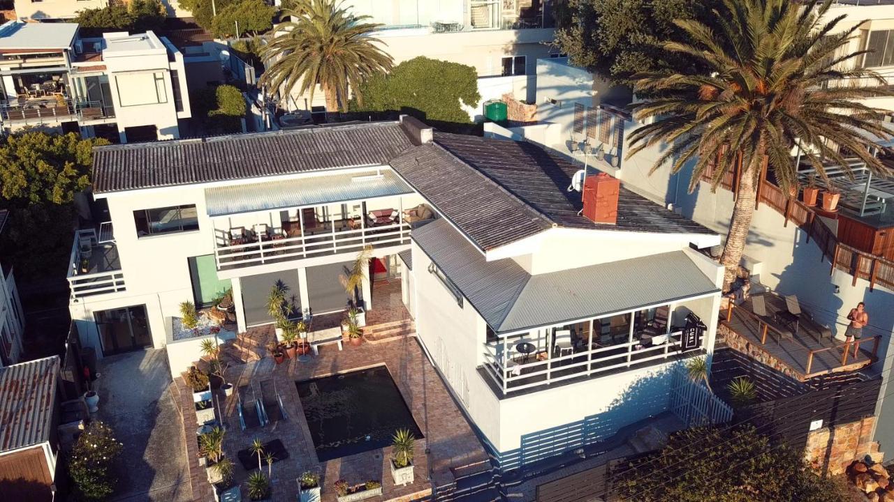 Guest house 51 On Camps Bay Cape Town
